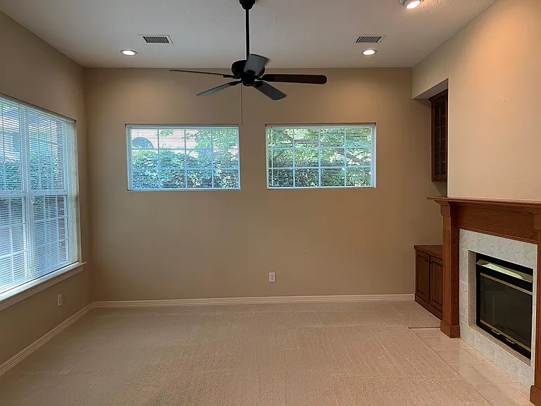 110 S Mill Trace Dr — Photo 15