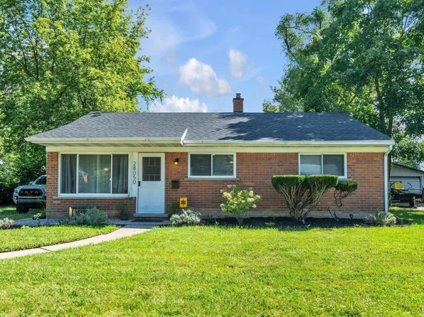 28050 Stuart Ave, Southfield, MI 48076