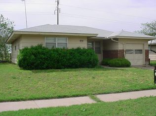 3018 NE Pioneer Blvd, Lawton, OK 73507