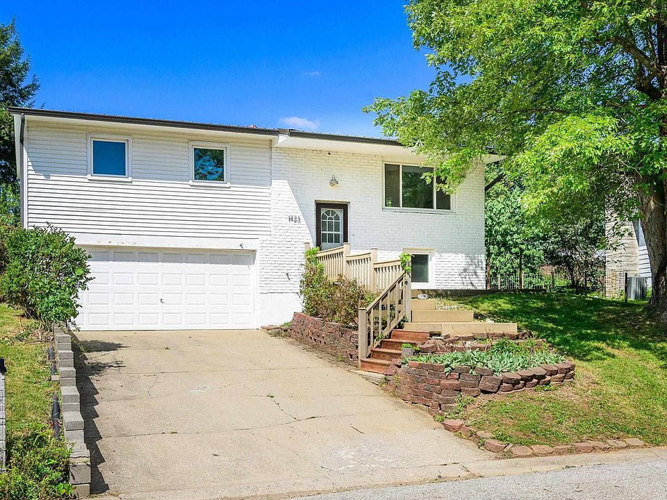1st image of 1423 E Dunstan Dr