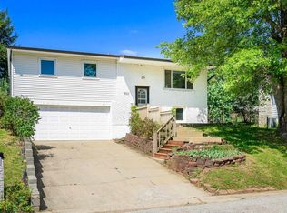 1423 E Dunstan Dr, Bloomington, IN 47401