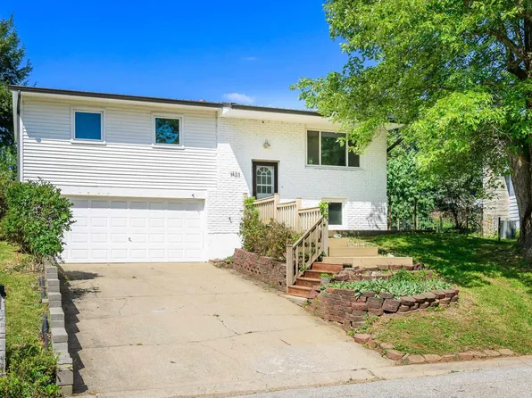 1423 E Dunstan Dr, Bloomington, IN 47401