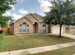 408 Mesa View Trl, Fort Worth, TX 76131
