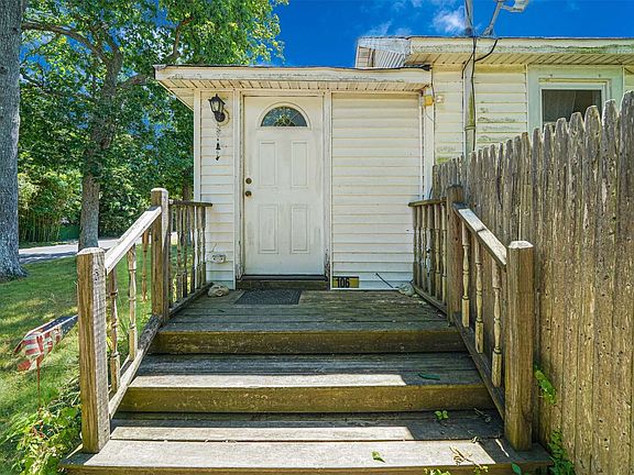 5th image of 106 Dahlia Dr