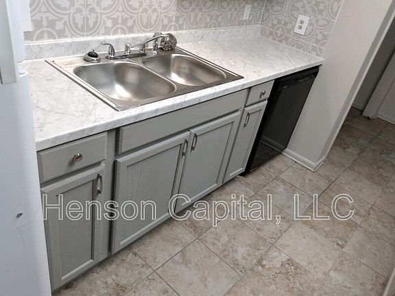 2nd image of 1212 S 1st St APT 1
