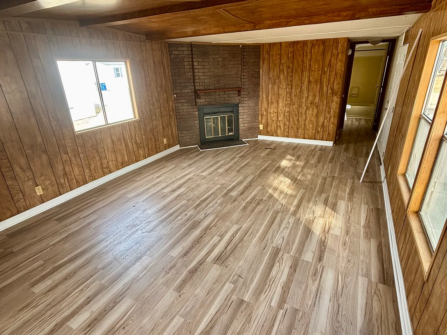2 bed, 950 sqft, $1,000 — Photo 2