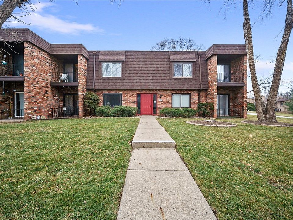 1st image of 4601 Woodland Ave Unit 4