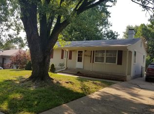3013 Dickens Ave, Manhattan, KS 66503
