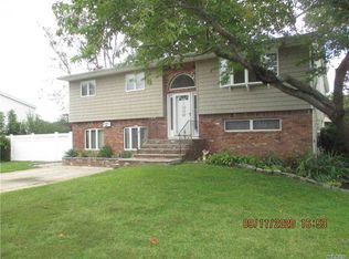 55 Rodney Ave, Islip Terrace, NY 11752