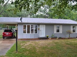 1414 Holly St, Centralia, IL 62801