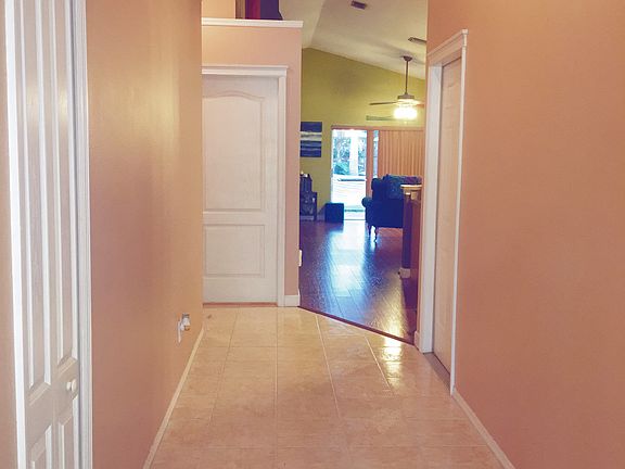 4th image of 7614 Clovelly Park Pl