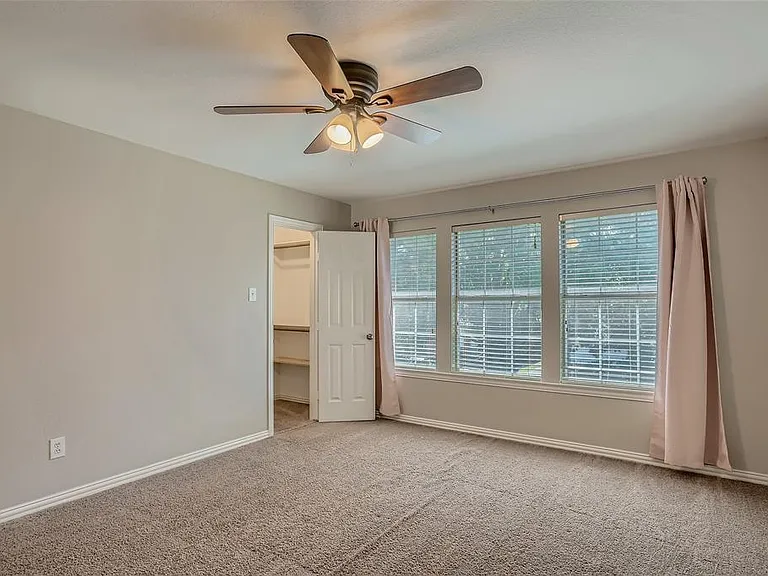 4112 Sun Meadows St — Photo 29