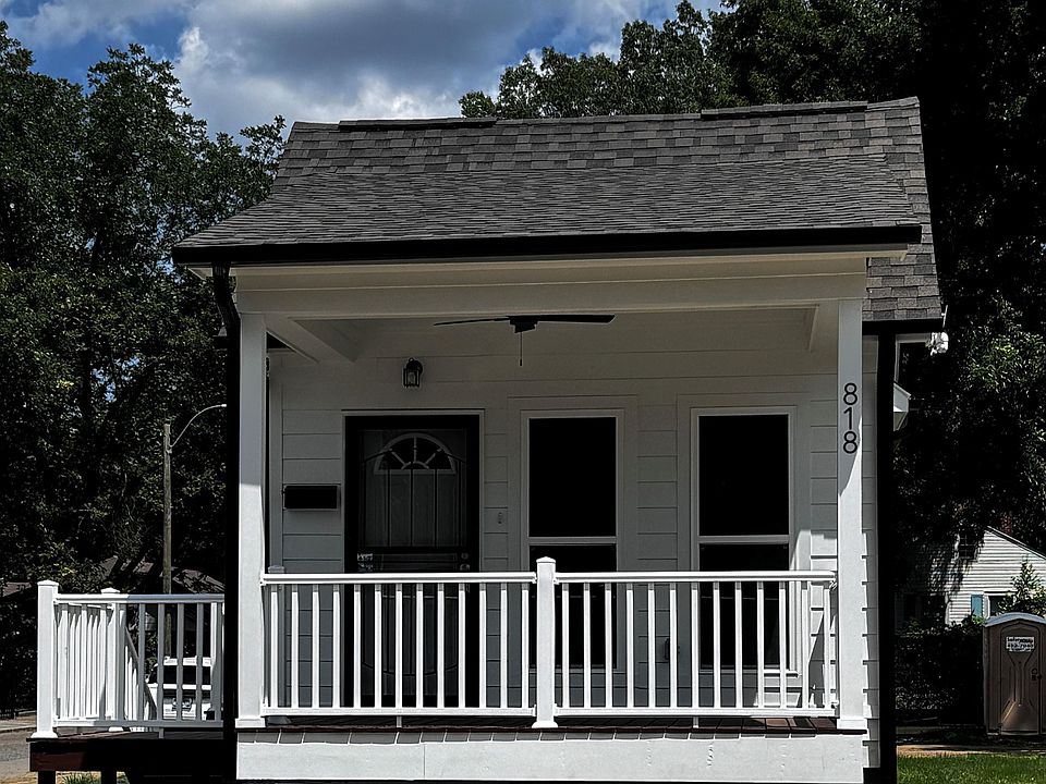 1st image of 818 Semmes St