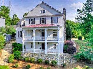 1552 Ridenour Pkwy NW, Kennesaw, GA 30152