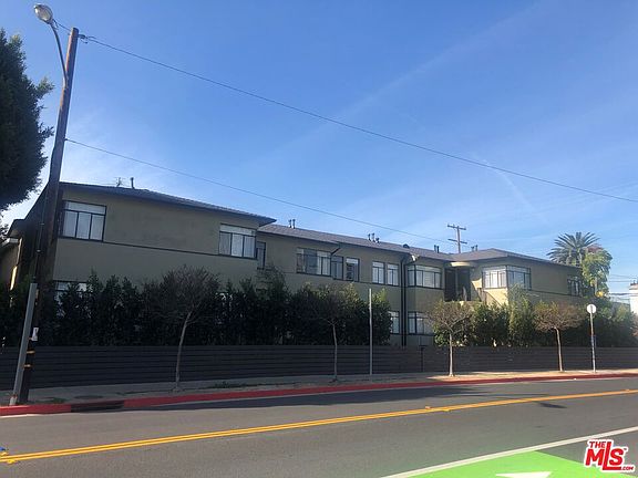 2nd image of 2648 23rd St
