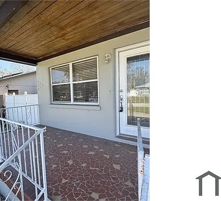 2912 W Heiter St — Photo 3
