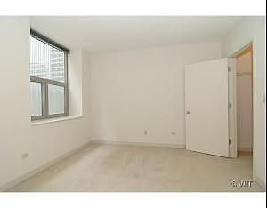 4th image of 222 N Columbus Dr APT 1006