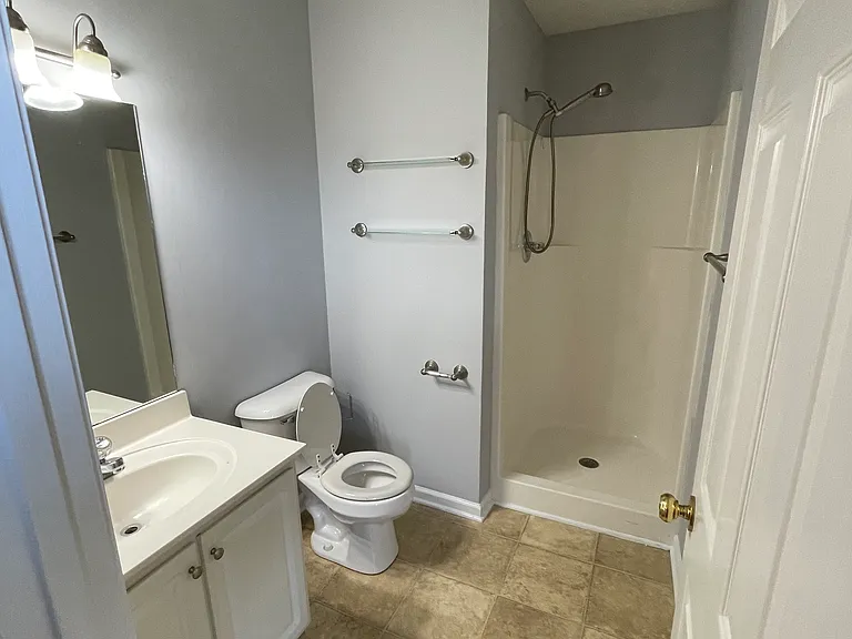 403 Moonlite Ave — Photo 11