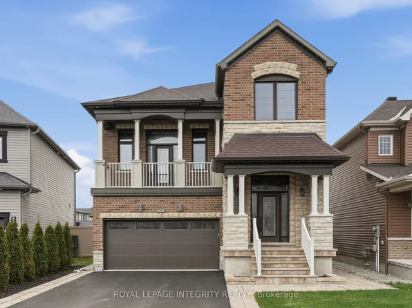 508 Yellow Birch St, Ottawa, ON K1W 0J3
