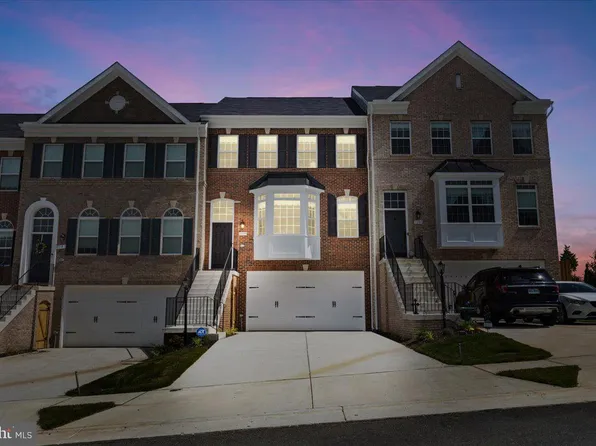 3199 Biscuit Ct, Woodbridge, VA 22193