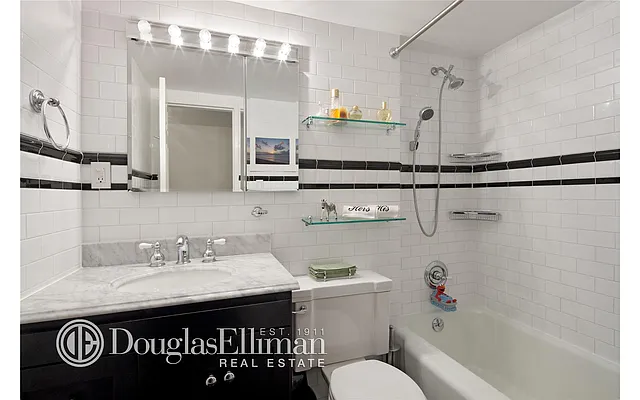 Sold by Douglas Elliman | media 20