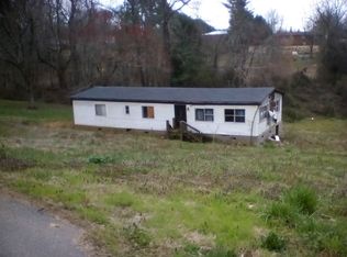 245 Holland St, Forest City, NC 28043