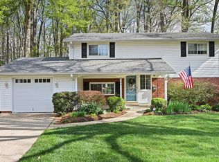 8704 Parliament Dr, Springfield, VA 22151