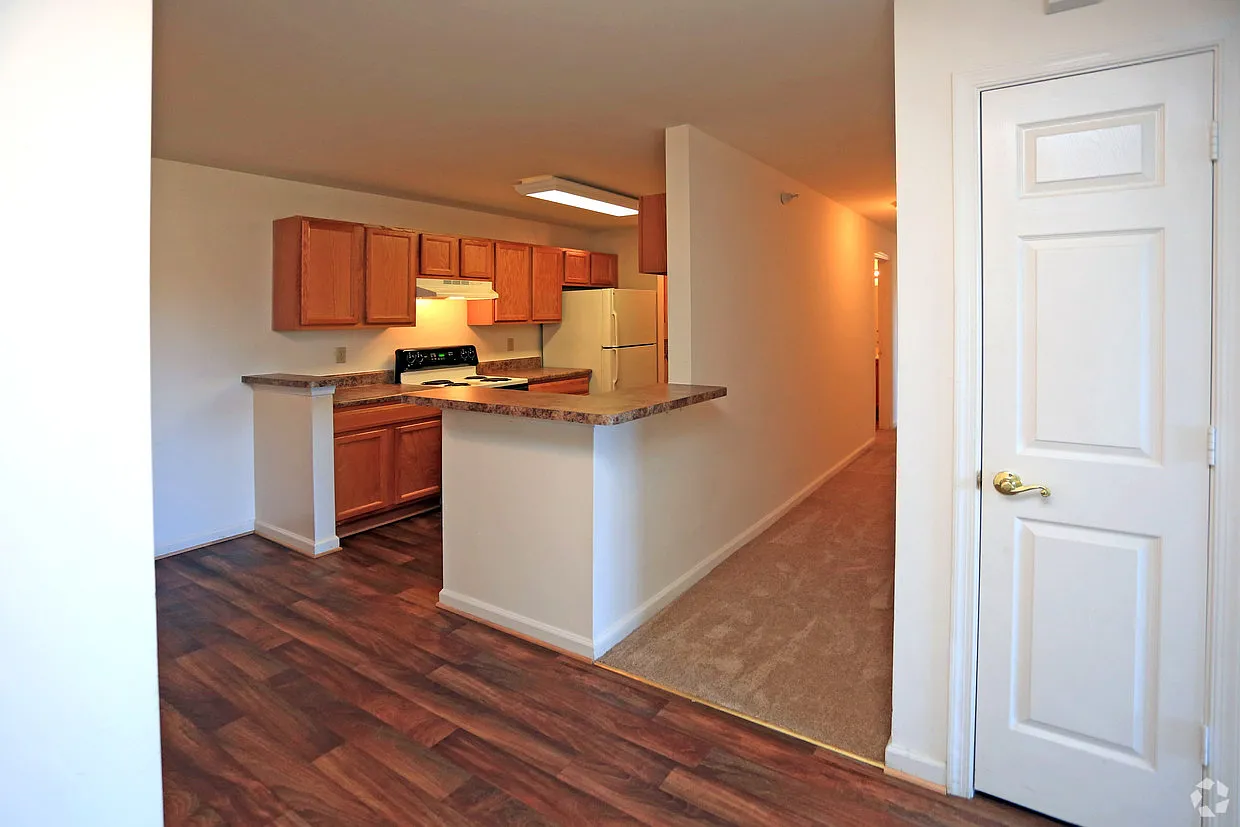 3 bed, 1450 sqft, $2,510 — Photo 3