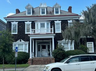 122 E 36th St, Savannah, GA 31401