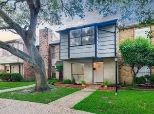 6607 Wanda Ln, Houston, TX 77074