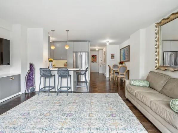 568 Grand Street J104 image 3 of 18