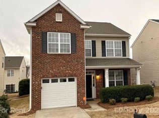 9227 Cranfield Ln, Charlotte, NC 28277