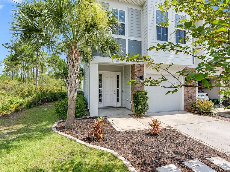 116 Fossil Falls Ln — Photo 1