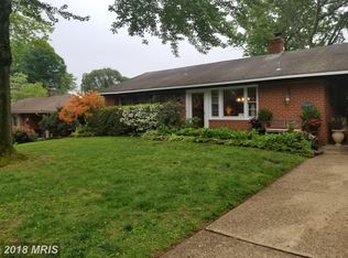 5311 Pillow Ln, Springfield, VA 22151