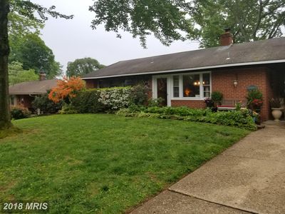 5311 Pillow Ln, Springfield, VA, 22151