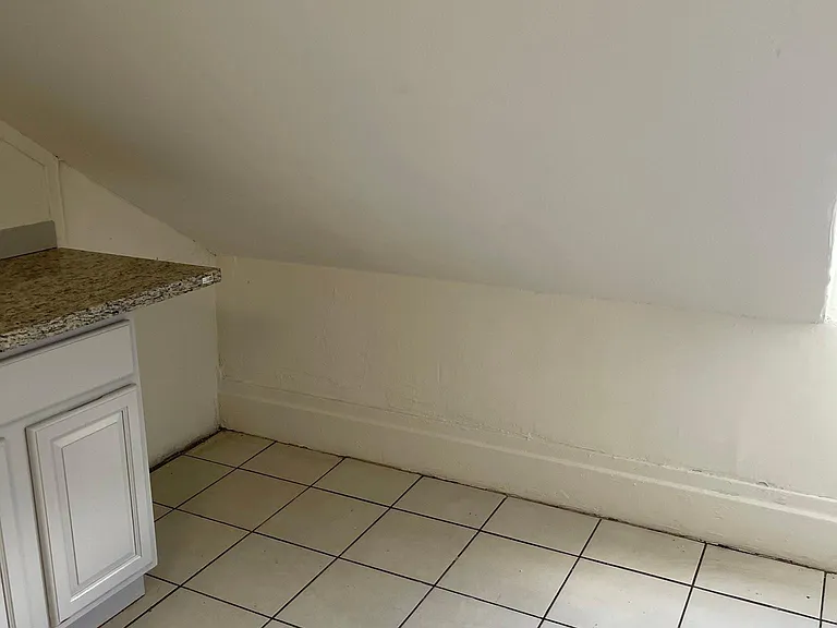 760 29th St #3 — Photo 17