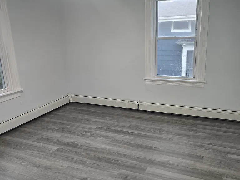 28 Darrow St #3 — Photo 10