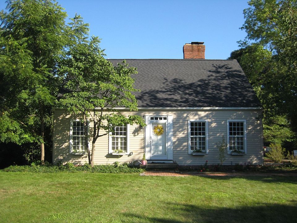 1st image of 119 E Case Dr