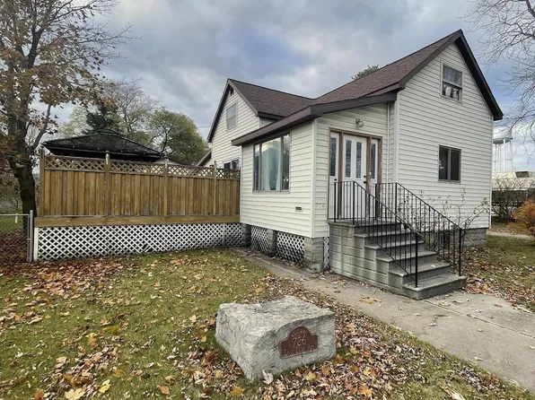 726 Long Lake Ave, Alpena, MI 49707
