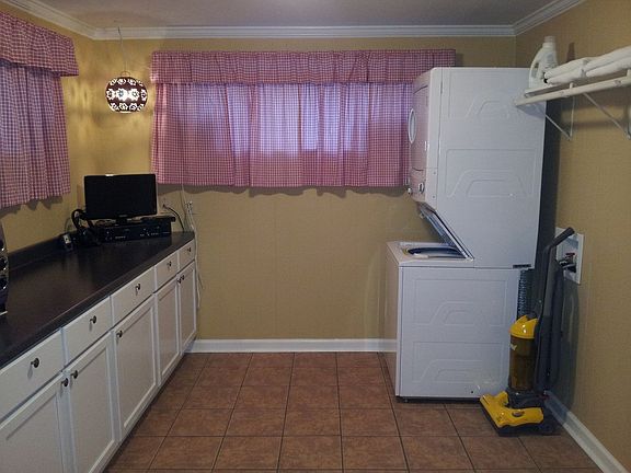 5th image of 477 Grahamwood Dr