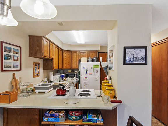 5th image of 221 E Rockwood Blvd APT 308