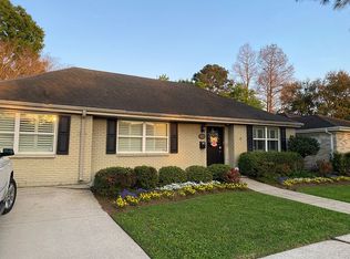 4417 Napoli Dr, Metairie, LA 70002