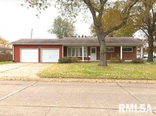 1515 19th St, Bettendorf, IA 52722