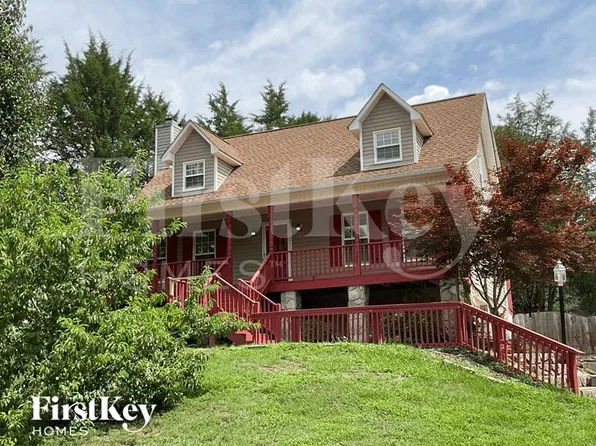 6004 Stone Bluff Dr, Clemmons, NC 27012