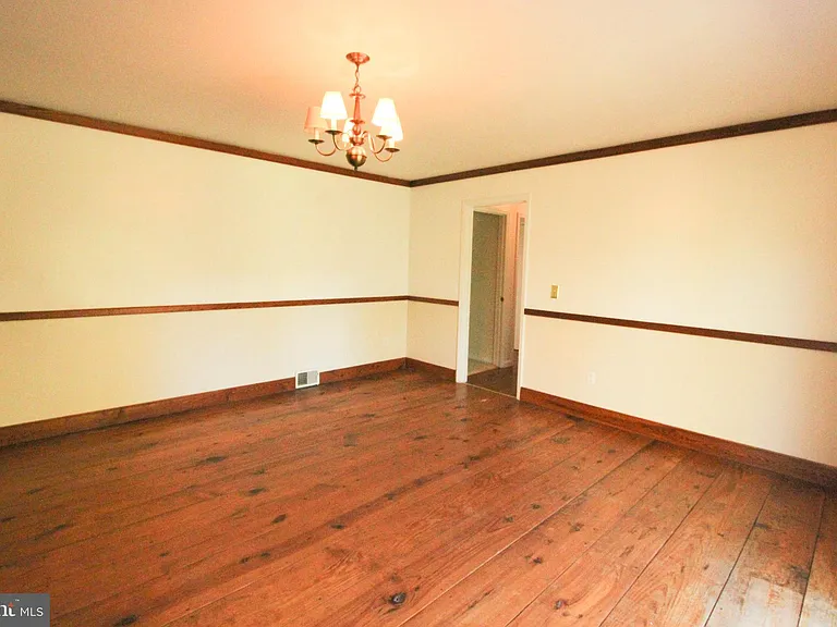 11 Hickory Ln — Photo 24