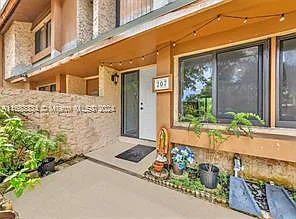 3 bed, 3.0 bath, $3,000 — Photo 2