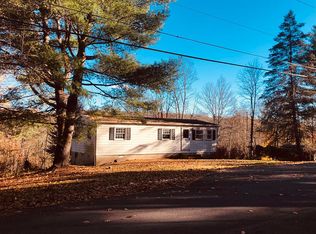 65 Oval Dr, Dallas, PA 18612