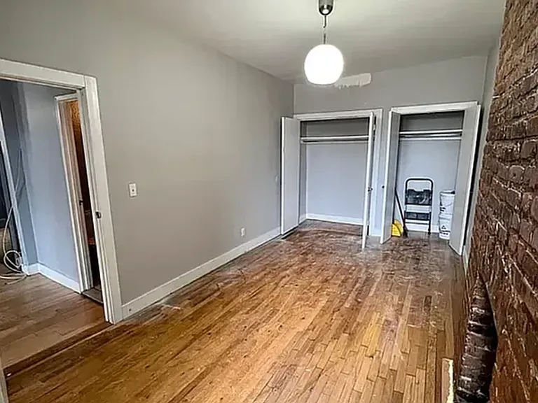 397 Chauncey St #3R — Photo 8