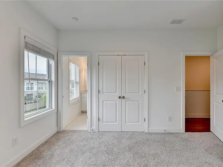 603 Millcroft Blvd — Photo 34