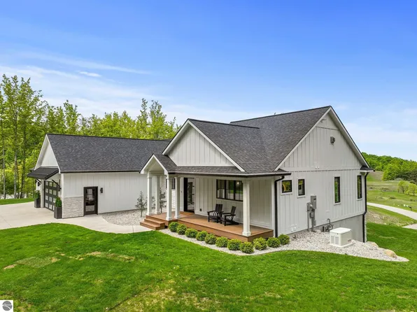 0 E Rudy Dr, Northport, MI 49670